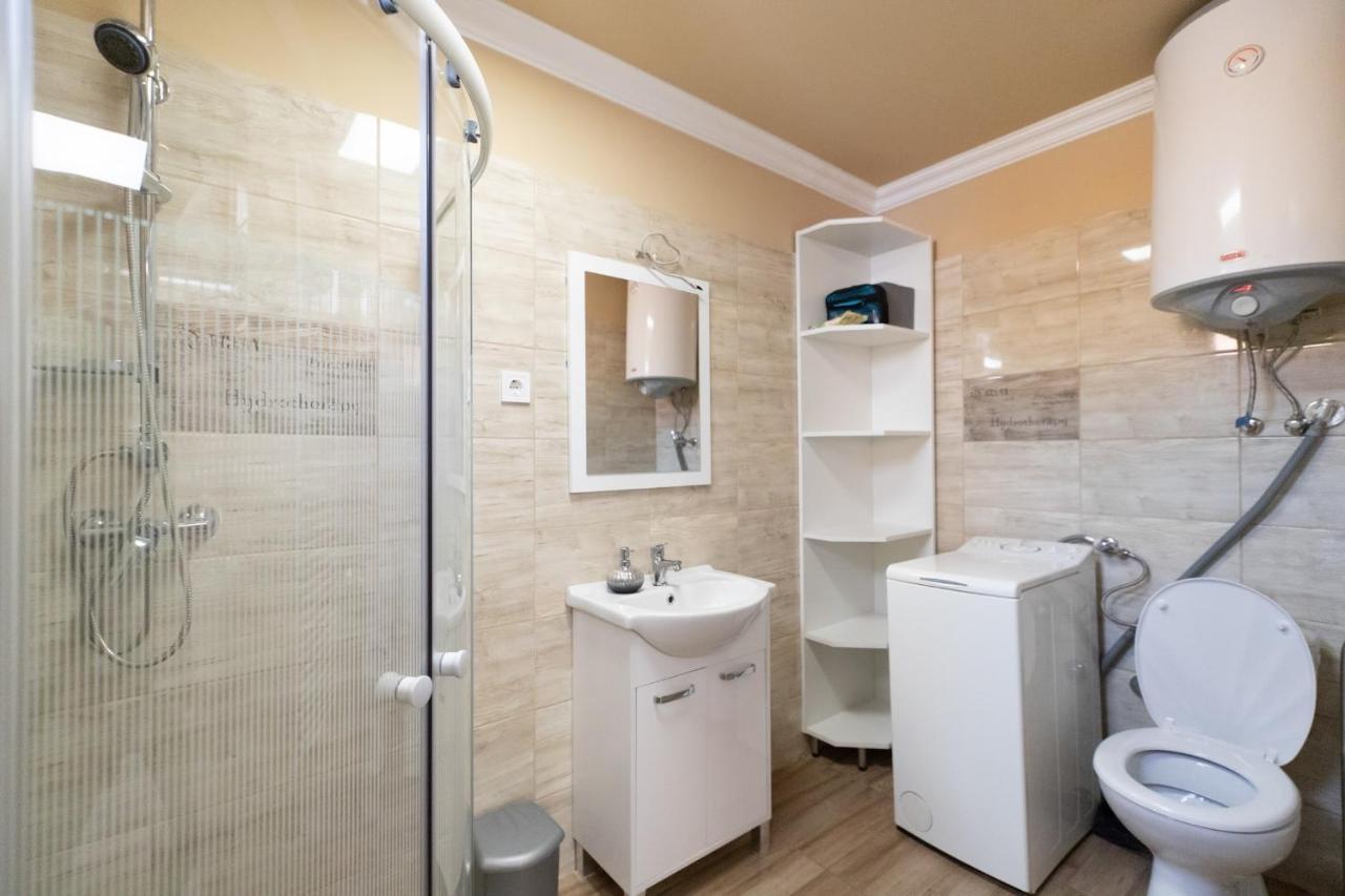 Ivanhoe Apartman Διαμέρισμα Nyírbátor Εξωτερικό φωτογραφία