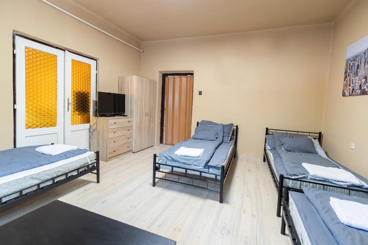 Ivanhoe Apartman Διαμέρισμα Nyírbátor Εξωτερικό φωτογραφία