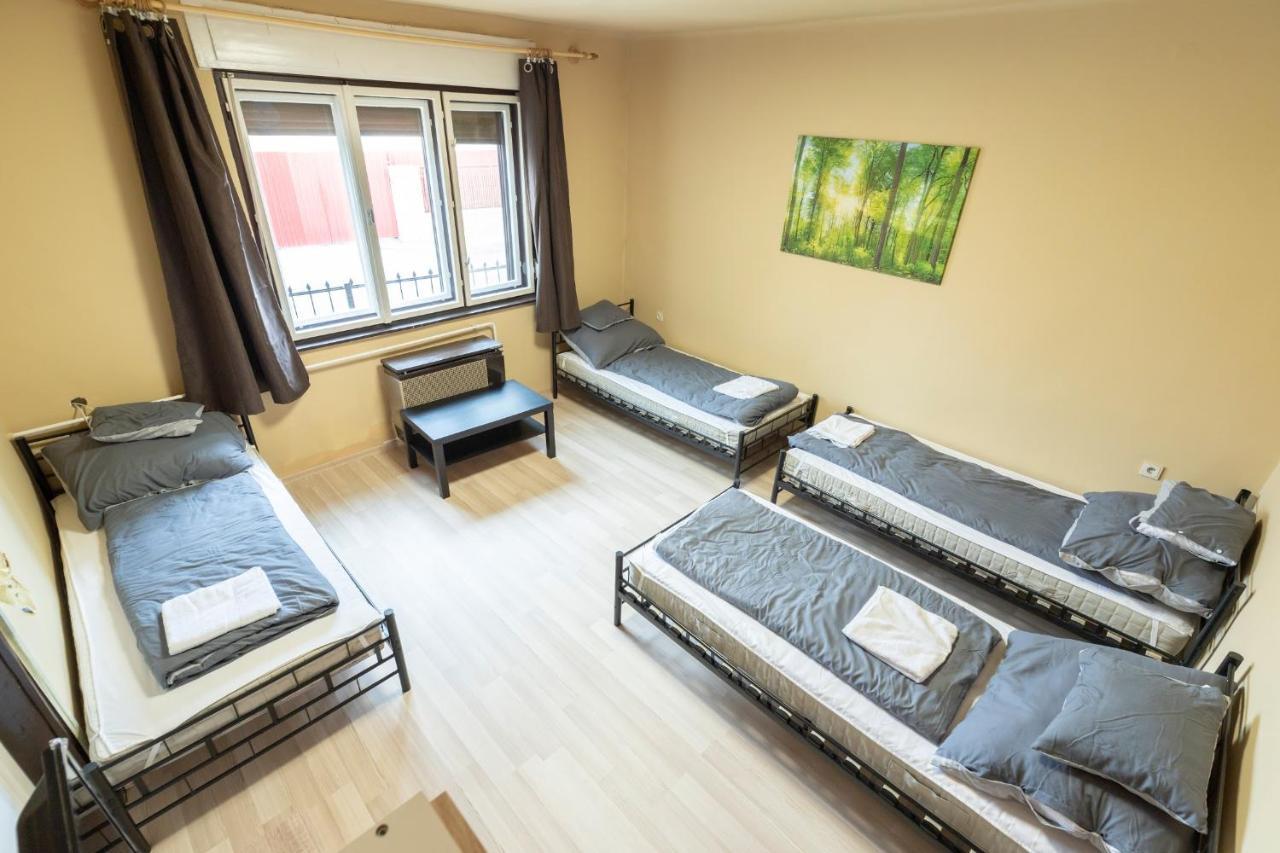 Ivanhoe Apartman Διαμέρισμα Nyírbátor Εξωτερικό φωτογραφία